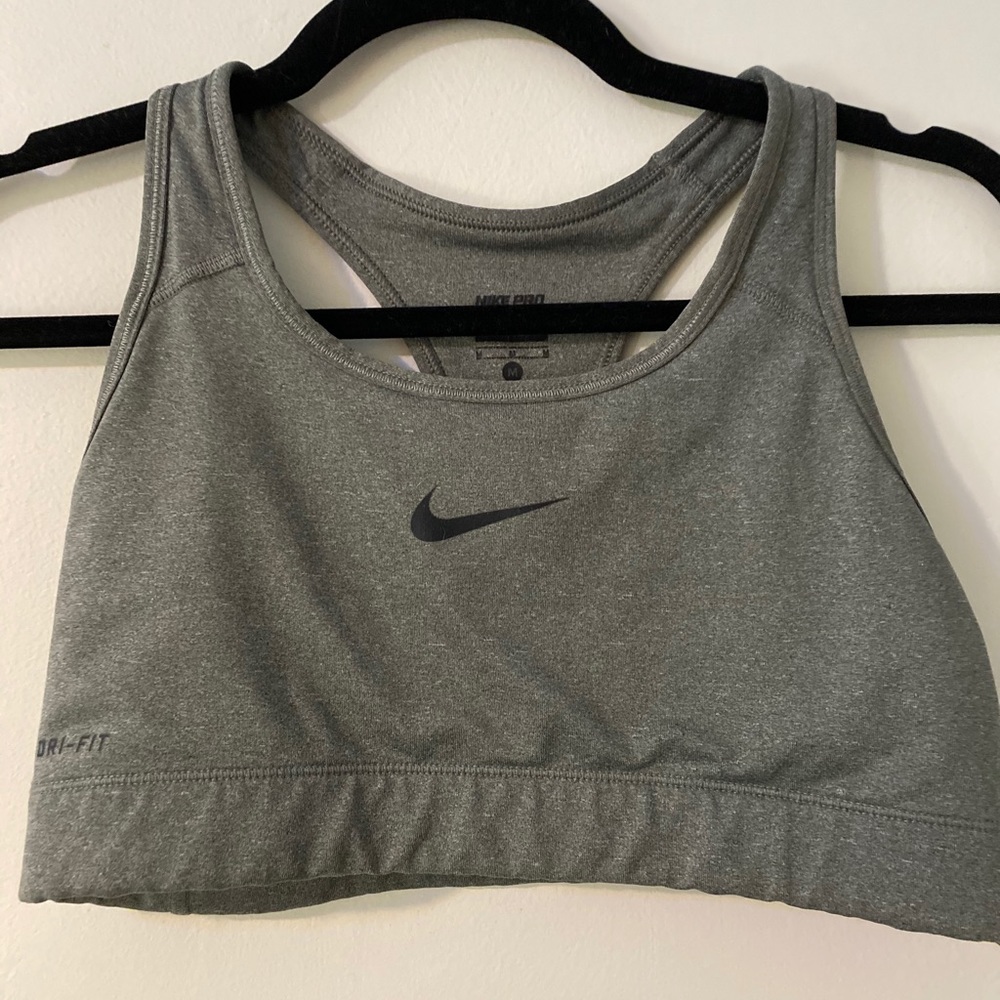 Nike Pro Sports Bra
